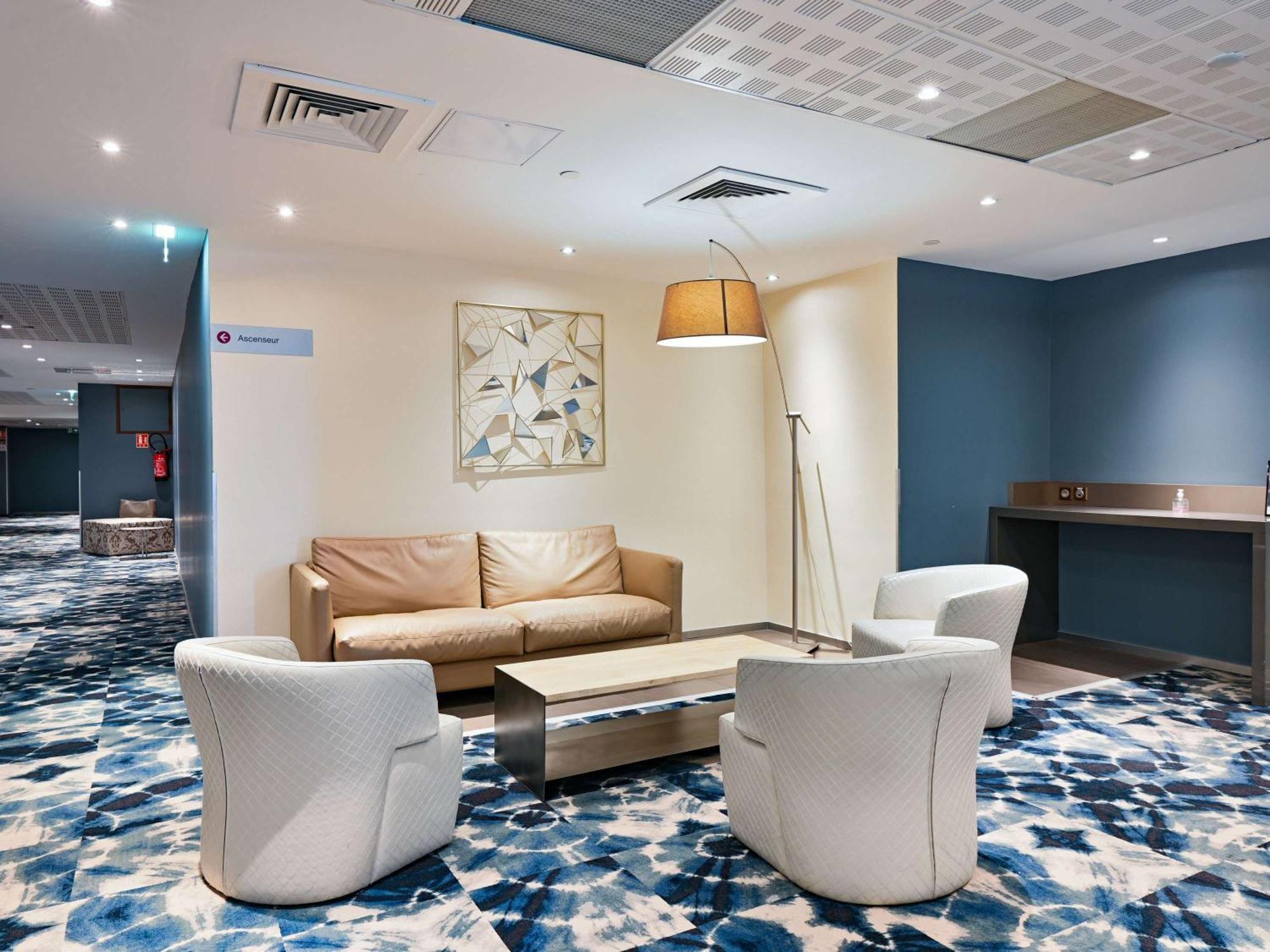 Mercure Centre Vieux Port Hotel